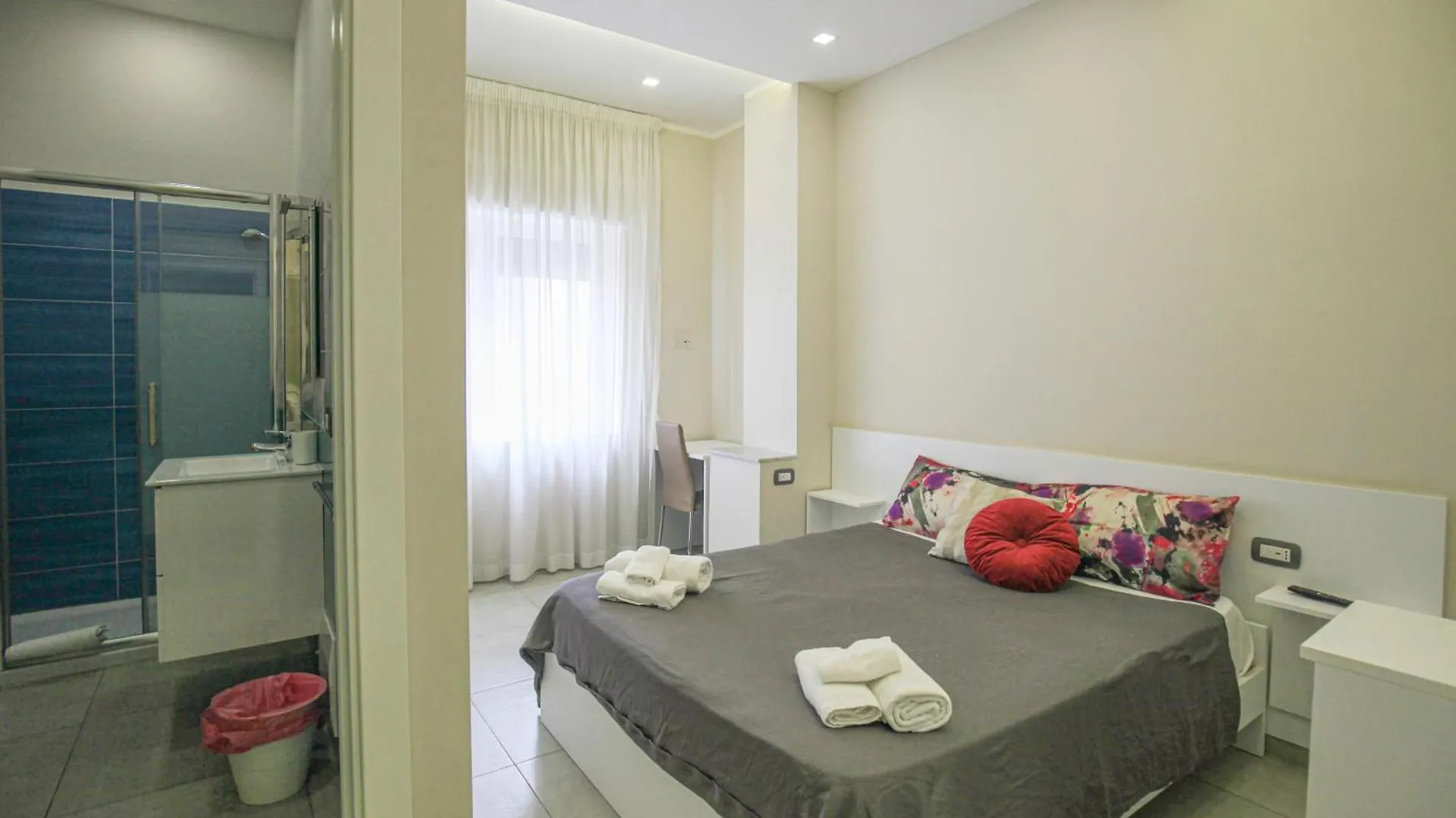 Portobello Naples Bed & Breakfast